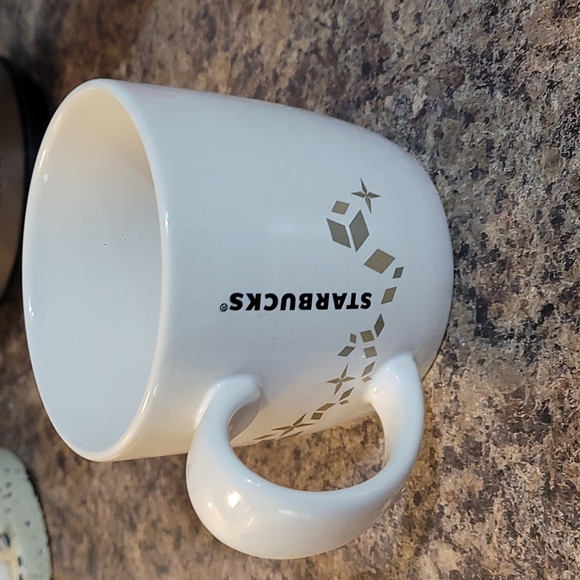 Starbucks Holiday Collection 2013 Mug - Picture 2 of 4